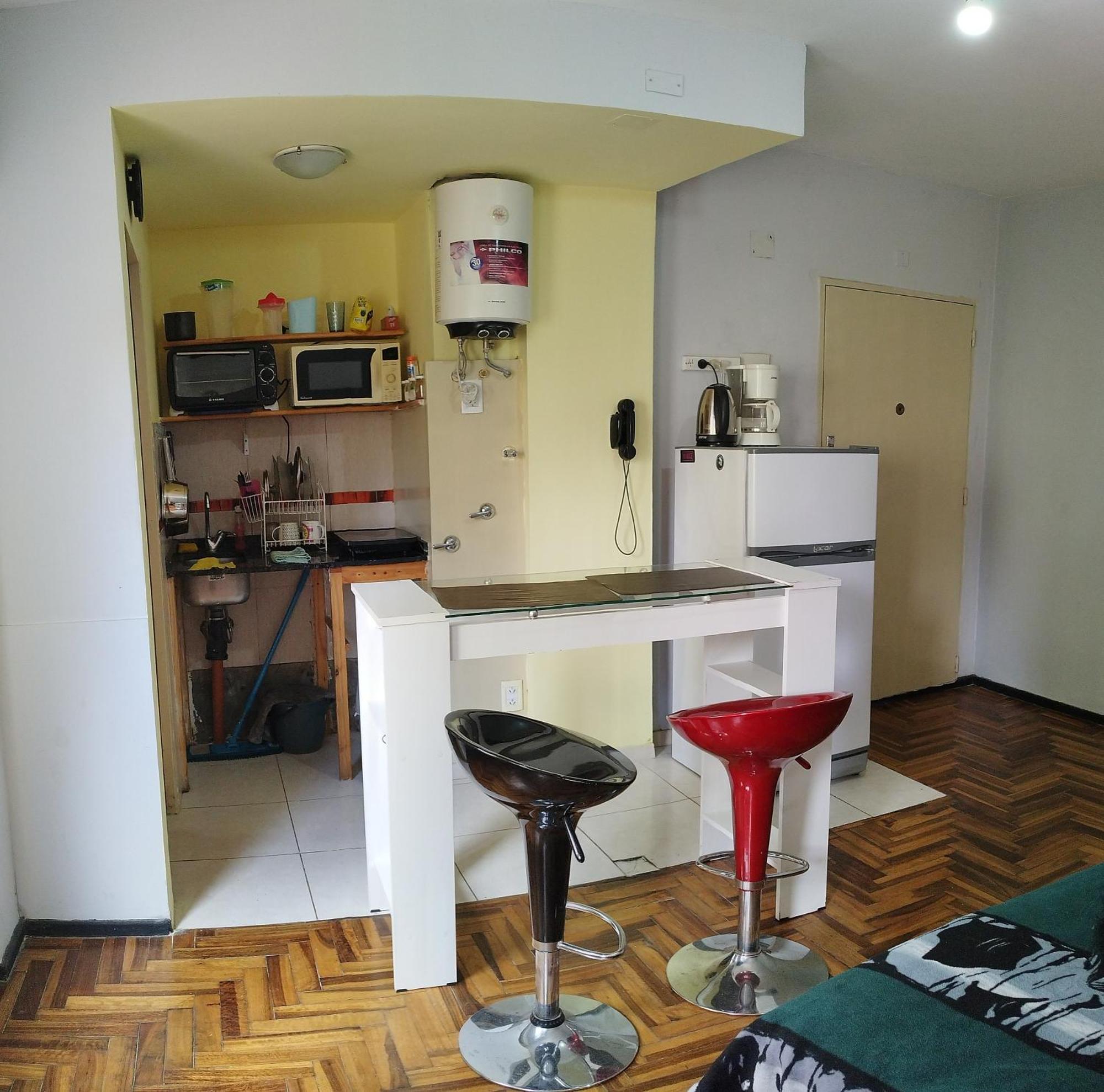 Departamento Completo En Crespo Appartement